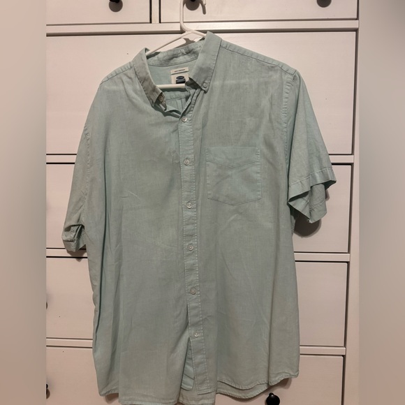 Men’s Old Navy Casual Button Down Short Sleeved Shirt - Picture 1 of 3